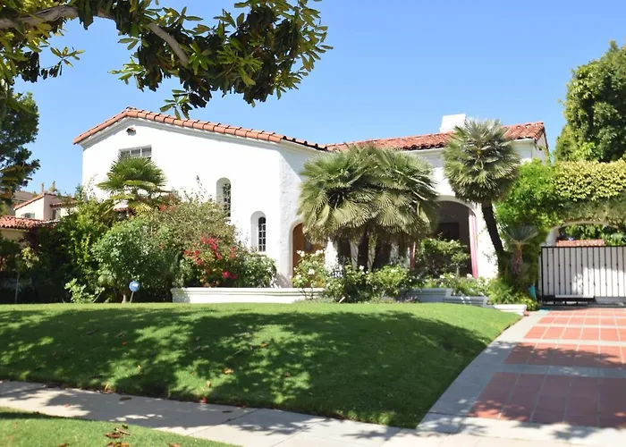 Beverly Hills Celebrity Home