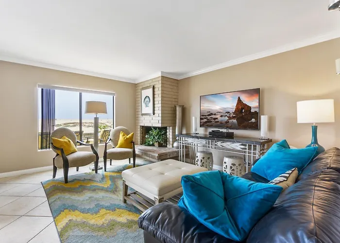 3 Bedroom Home In Balboa - Walk To Pier & Restaurants