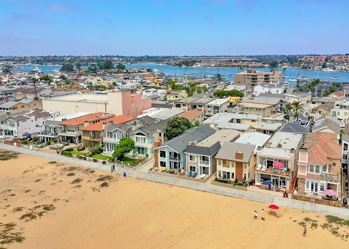 3 Bedroom Home In Balboa - Walk To Pier & Restaurants